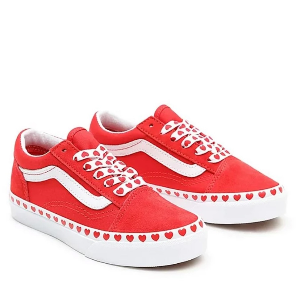 VANS Heart Foxing Old Skool Juniors Shoes Size 2.5 Red & White Leather/Canvas.